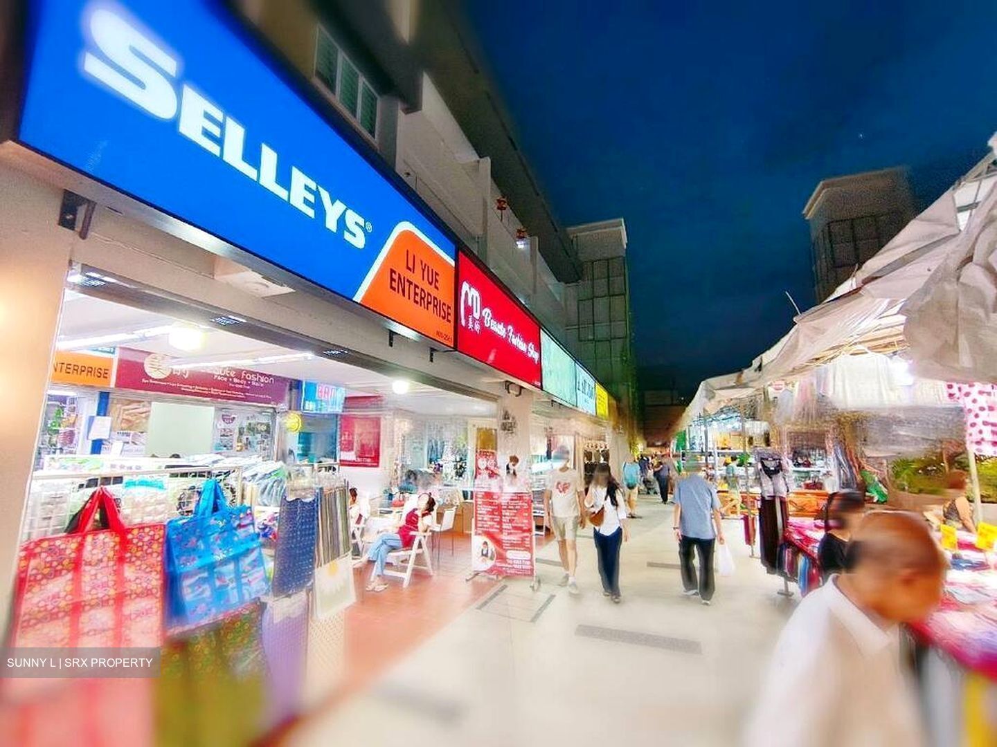 709 ANG MO KIO AVENUE 8 (D20), Shop House #480735351
